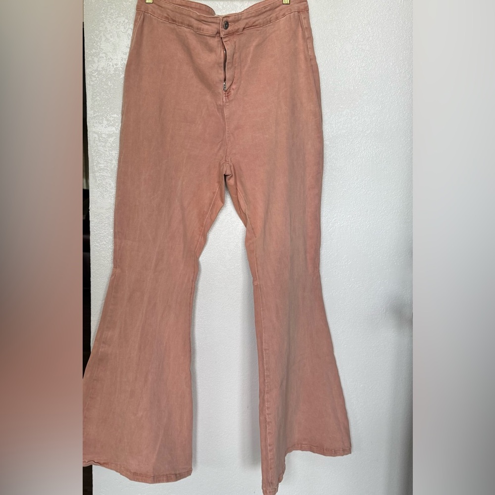 Chelsea & Violet Flare Jeans in Soft Pink